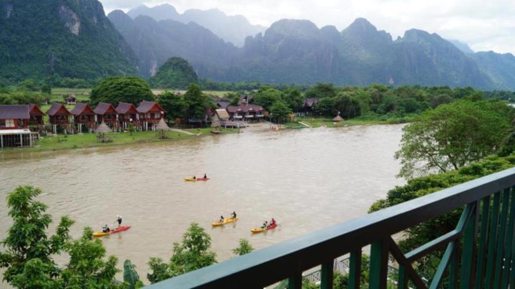 Vansana Hotel Vang Vieng Esterno foto