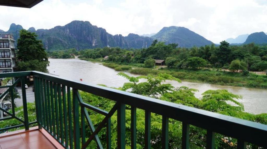 Vansana Hotel Vang Vieng Esterno foto