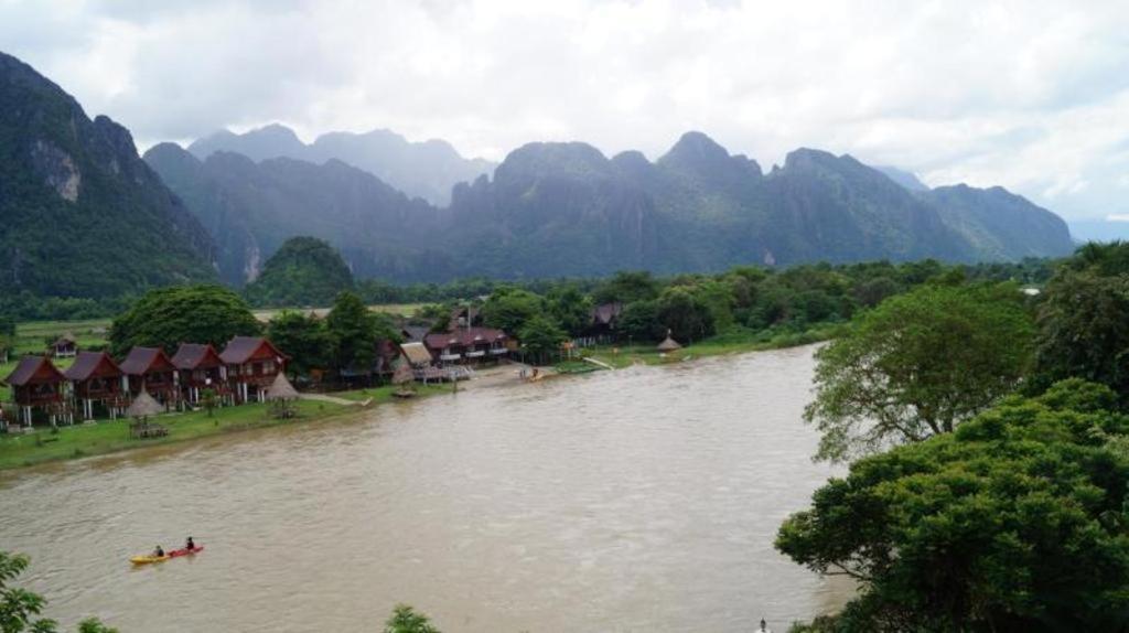 Vansana Hotel Vang Vieng Esterno foto