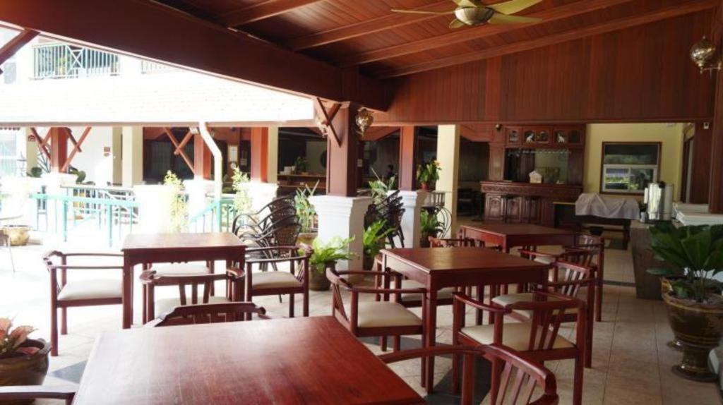 Vansana Hotel Vang Vieng Esterno foto
