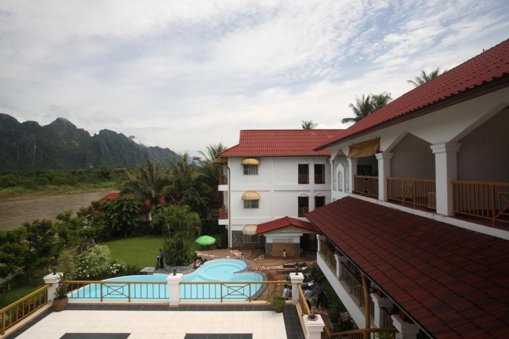 Vansana Hotel Vang Vieng Esterno foto