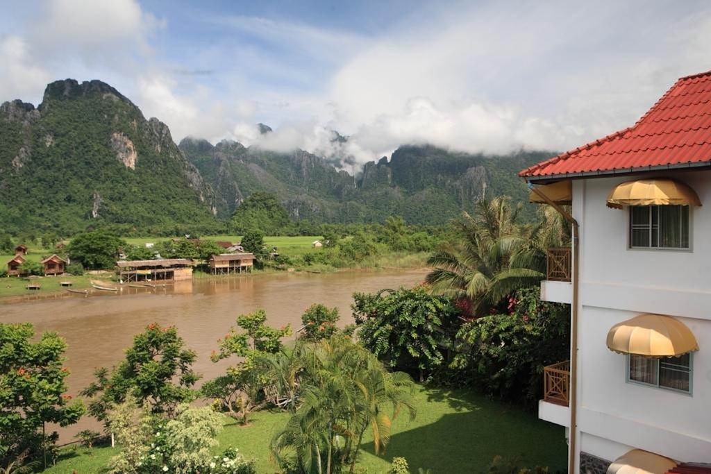 Vansana Hotel Vang Vieng Esterno foto