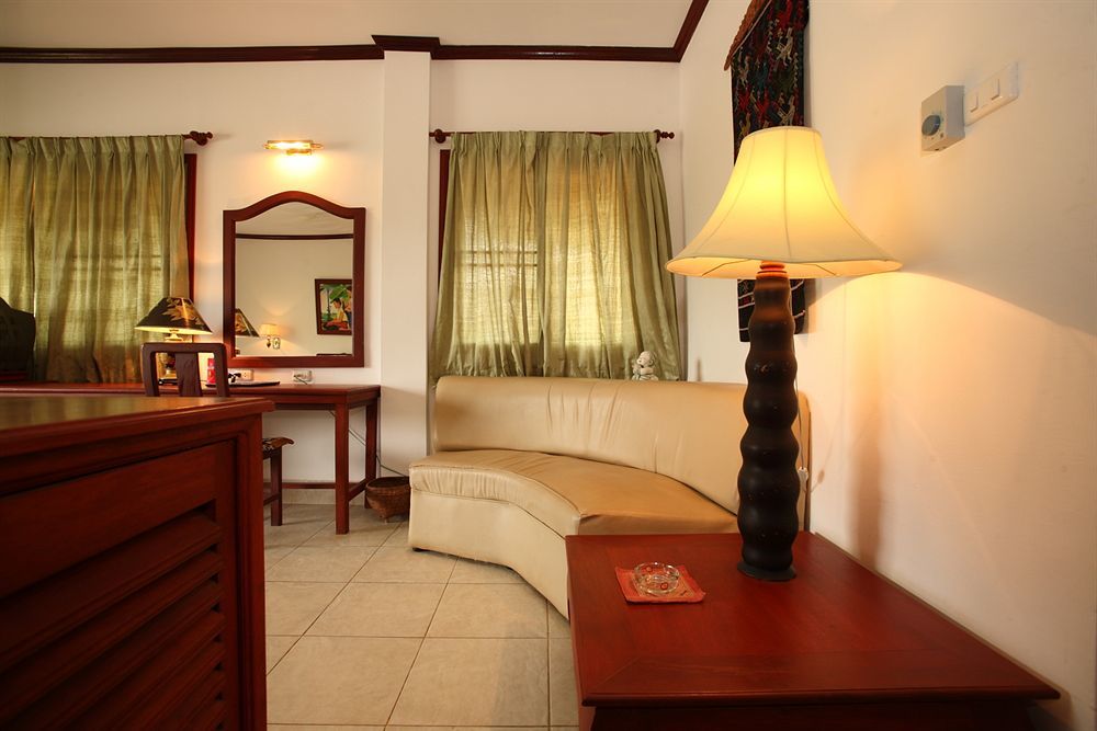 Vansana Hotel Vang Vieng Esterno foto